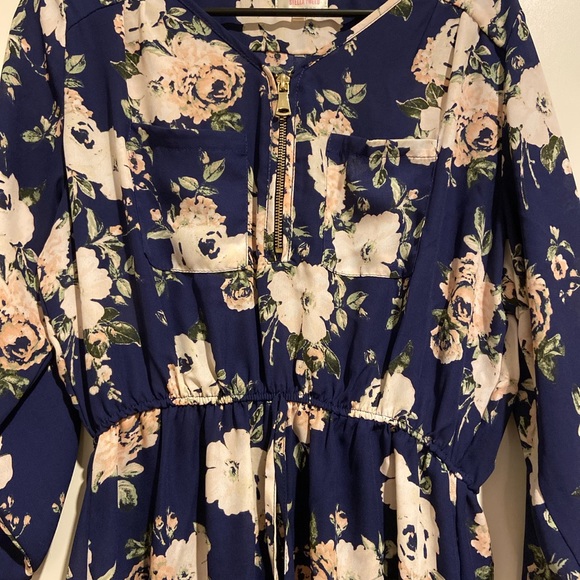 Floral shirt/dress - Picture 2 of 3